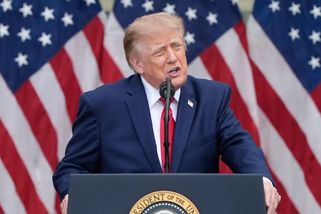 Ostuda, to vám nezapomeneme, plísní Trump Norsko kvůli Nobelovce. Urazil i laureátku
