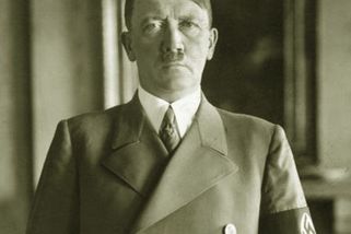 Hitler a jeho rodina: realita vztahů vyvrací mýtus izolace - Médium.cz